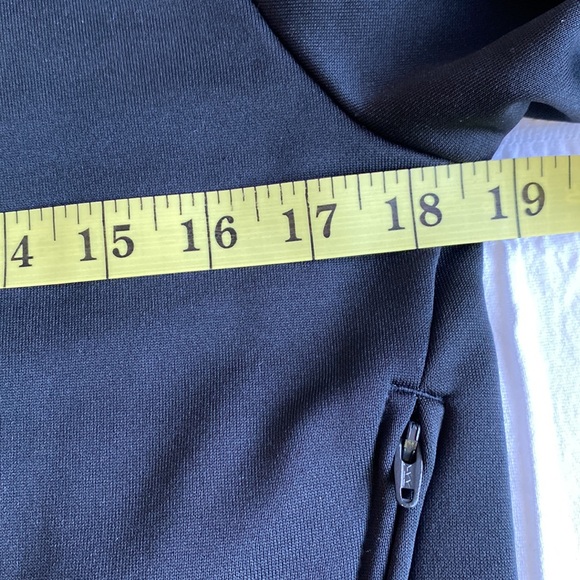 Adidas black and royal blue Climalite training jacket with hood. Girl’s Large. - Picture 14 of 15